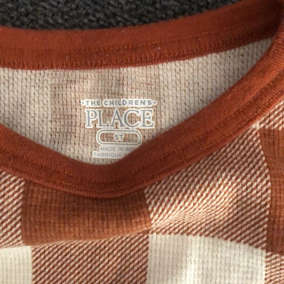 The Children’s Place 5T fall long sleeved shirt - Picture 2 of 2